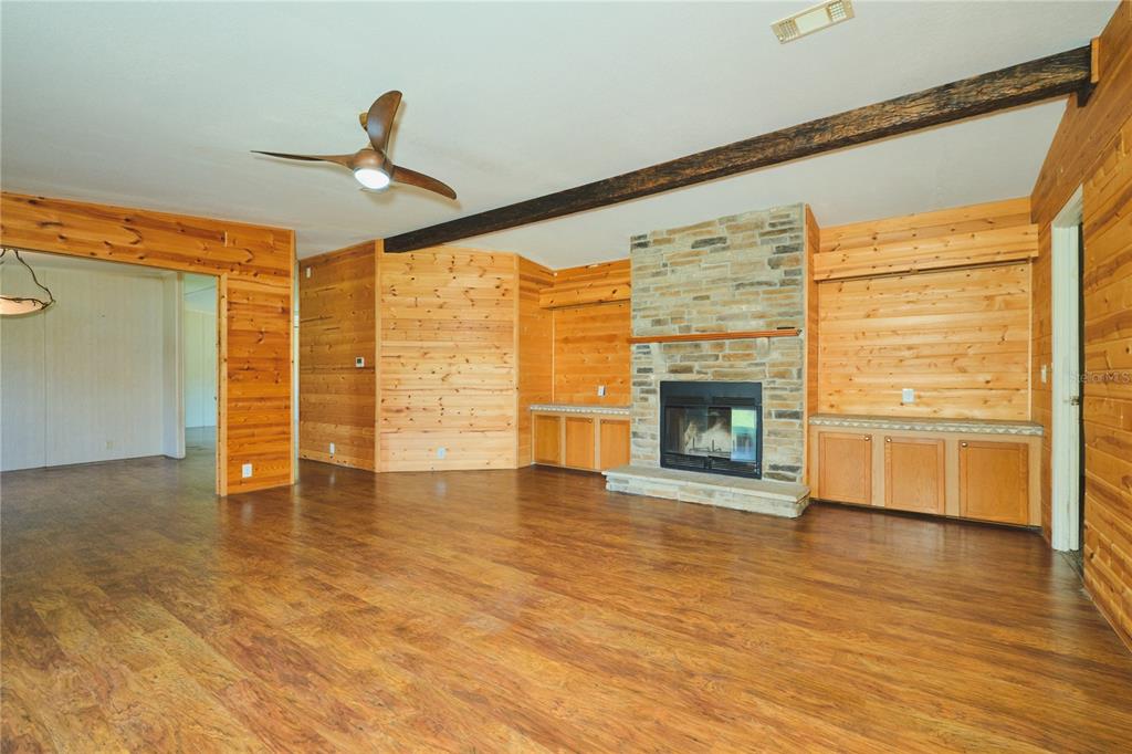 2701 Murphy Road Ona, FL 33865 - Photo 10 of 41 a view of empty room with wooden floor and fan