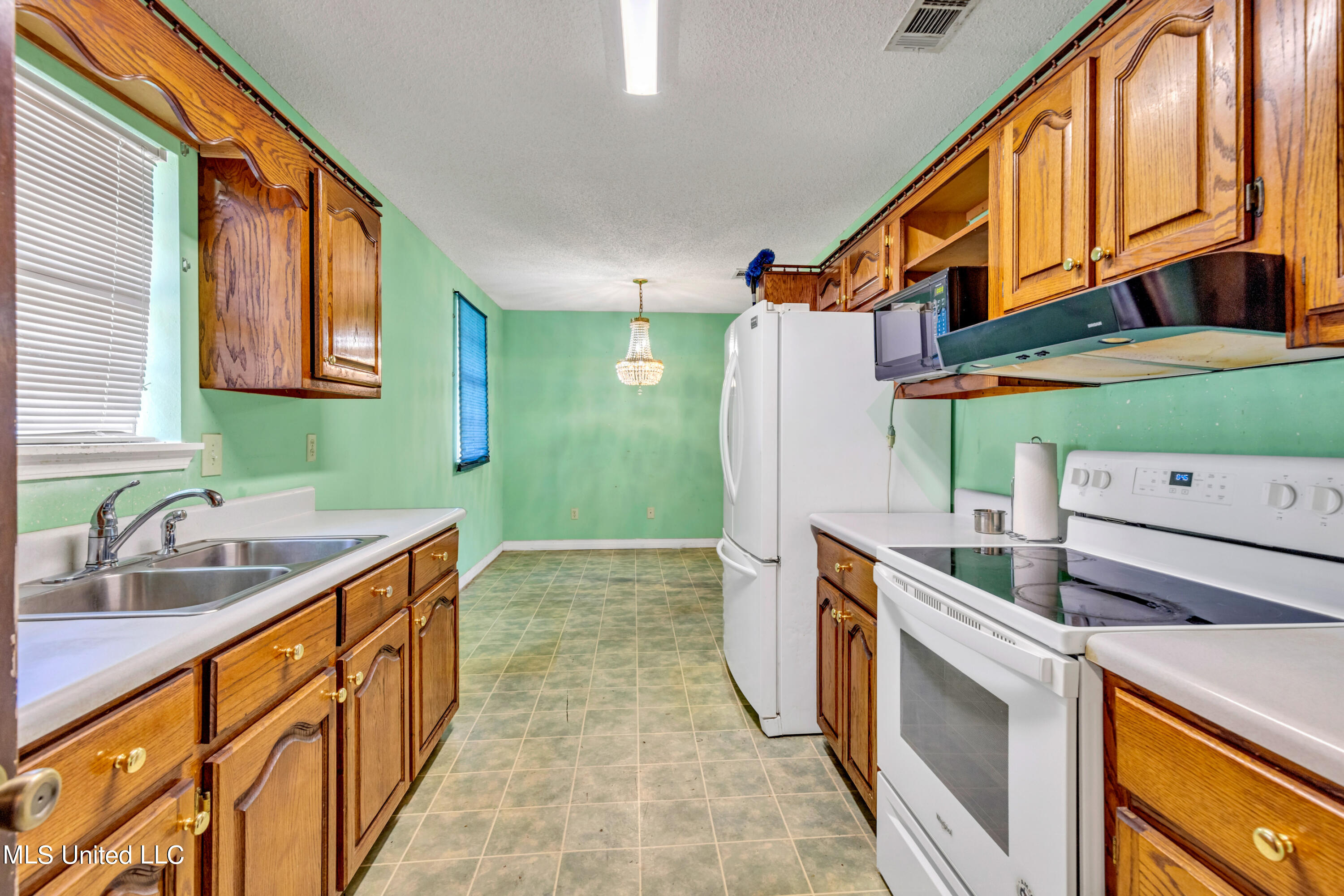 2137 Fairley-Oneal Road Lucedale, MS 39452 - Photo 13 of 35 2137FairleyONealRd-21