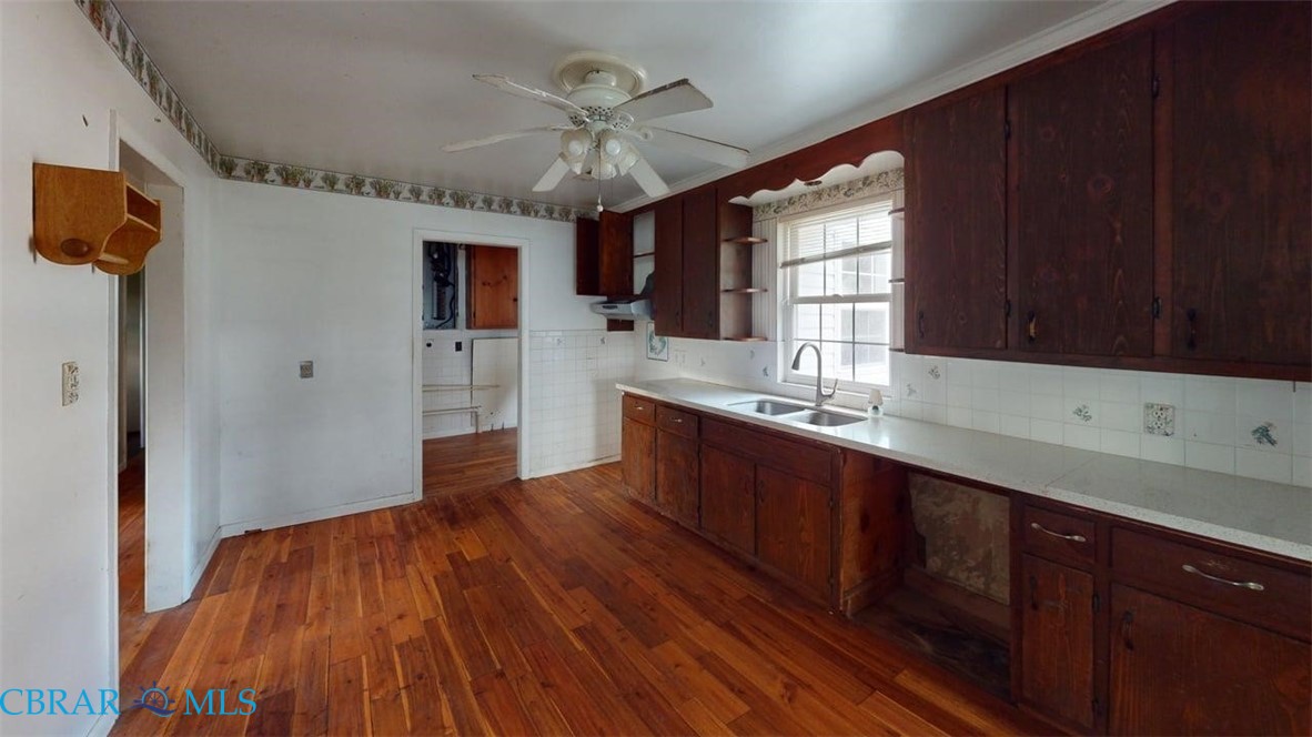 1678 Fitchetts Wharf Road Moon, VA 23119 - Photo 33 of 50