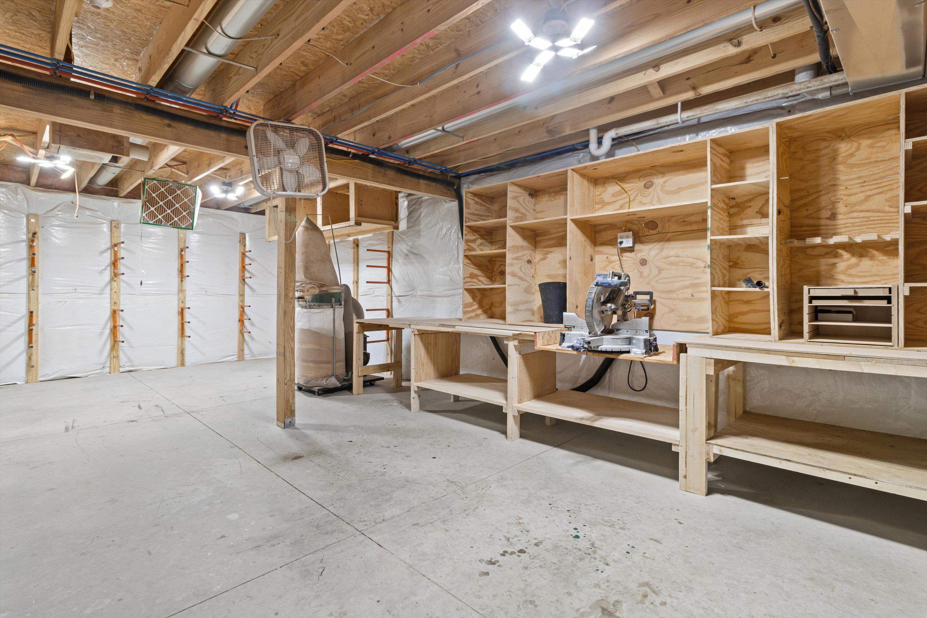 921 Sarah Street Belleville, WI 53508 - Photo 29 of 34