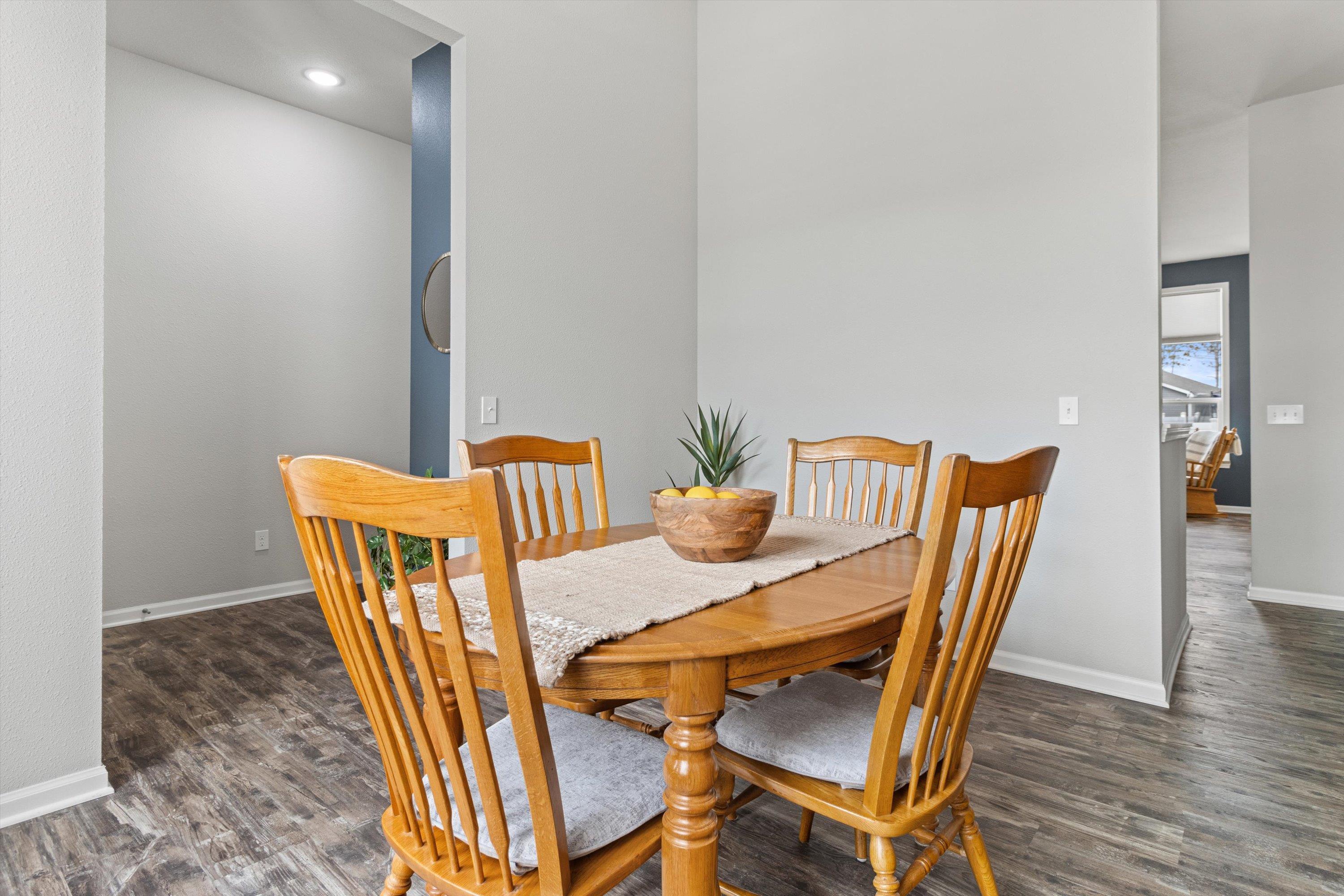 921 Sarah Street Belleville, WI 53508 - Photo 4 of 34