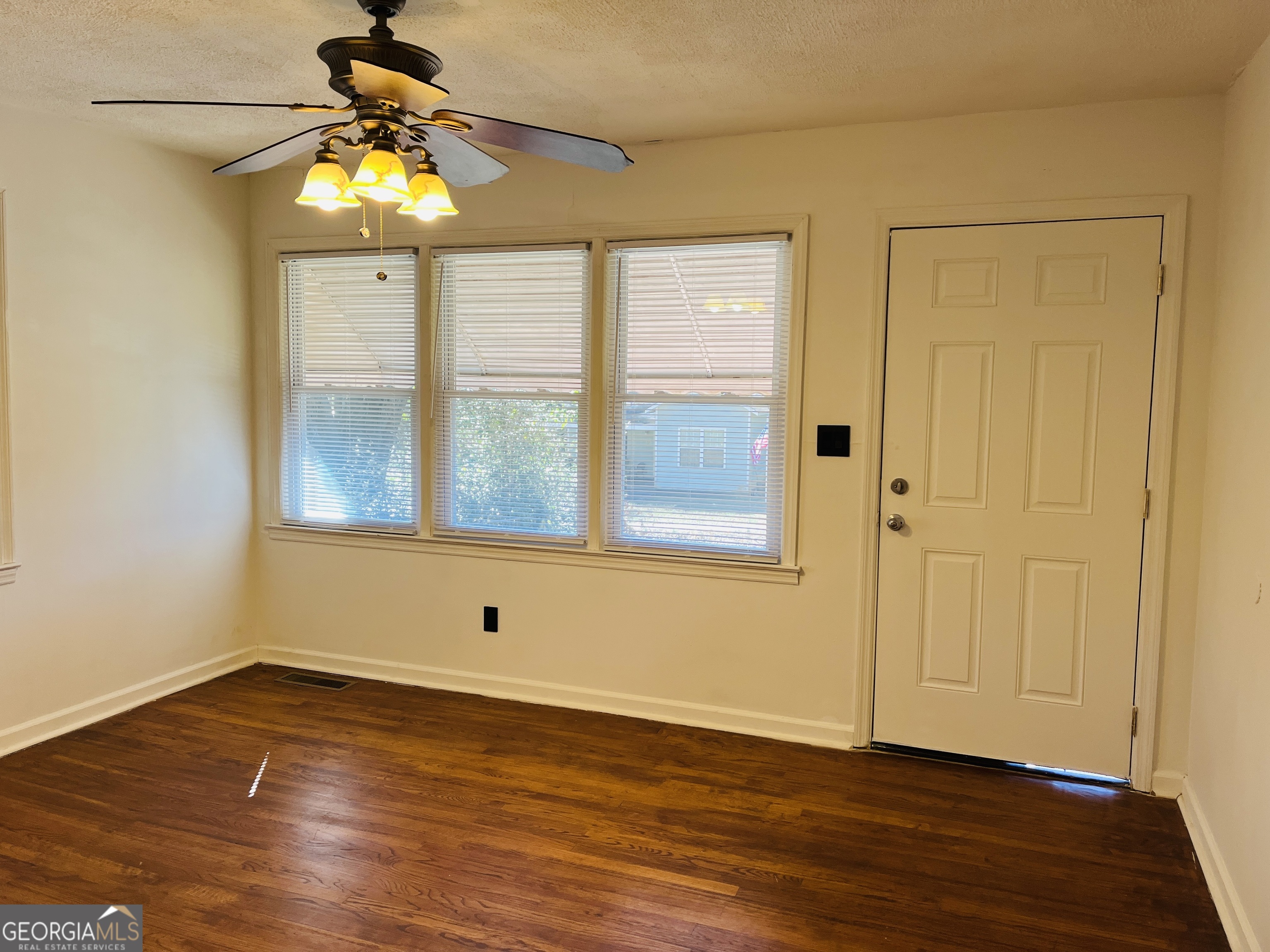 50 Lone Oak Street Grantville, GA 30220 - Photo 5 of 21