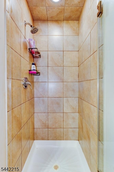 314 Federal Hill Road Pompton Lakes, NJ 07442 - Photo 22 of 29