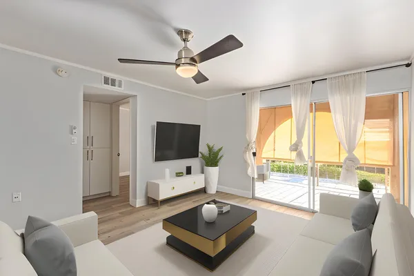 $1,800 | 4727 East Lafayette Boulevard, Unit 314, Phoenix, AZ 85018