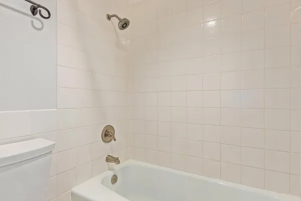 $1,800 | 4727 East Lafayette Boulevard, Unit 314, Phoenix, AZ 85018