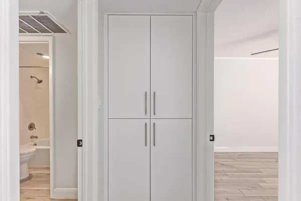 $1,800 | 4727 East Lafayette Boulevard, Unit 314, Phoenix, AZ 85018