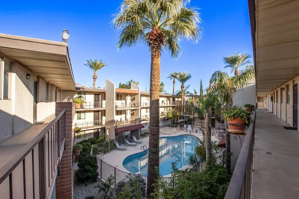 $1,800 | 4727 East Lafayette Boulevard, Unit 314, Phoenix, AZ 85018