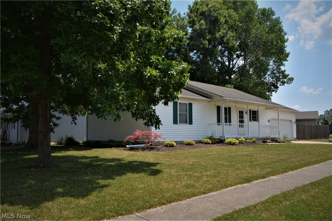 289 Stable Road Lagrange, OH 44050 - Photo 2 of 24 Gallery Image 2