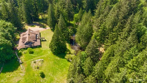 $2,500,000 | 1106 254th Avenue Northeast, Sammamish, WA 98074