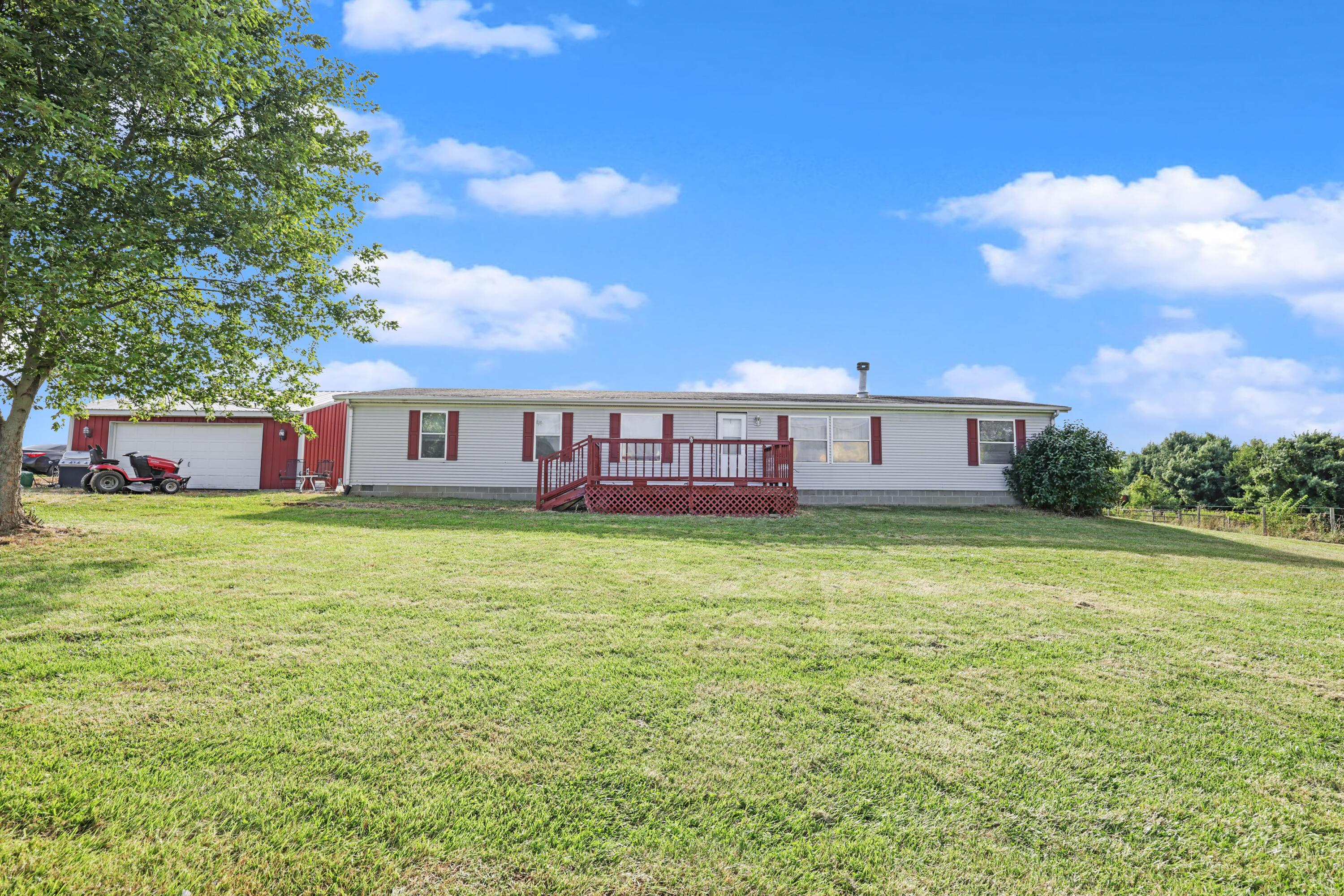 9223 Hoffman Road Amanda, OH 43102 - Photo 2 of 44