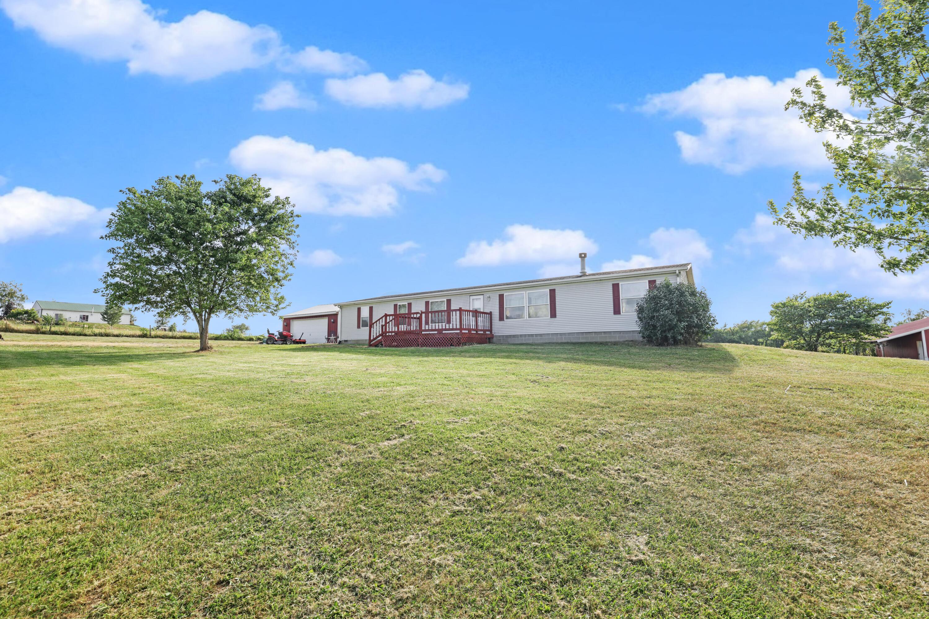 9223 Hoffman Road Amanda, OH 43102 - Photo 3 of 44