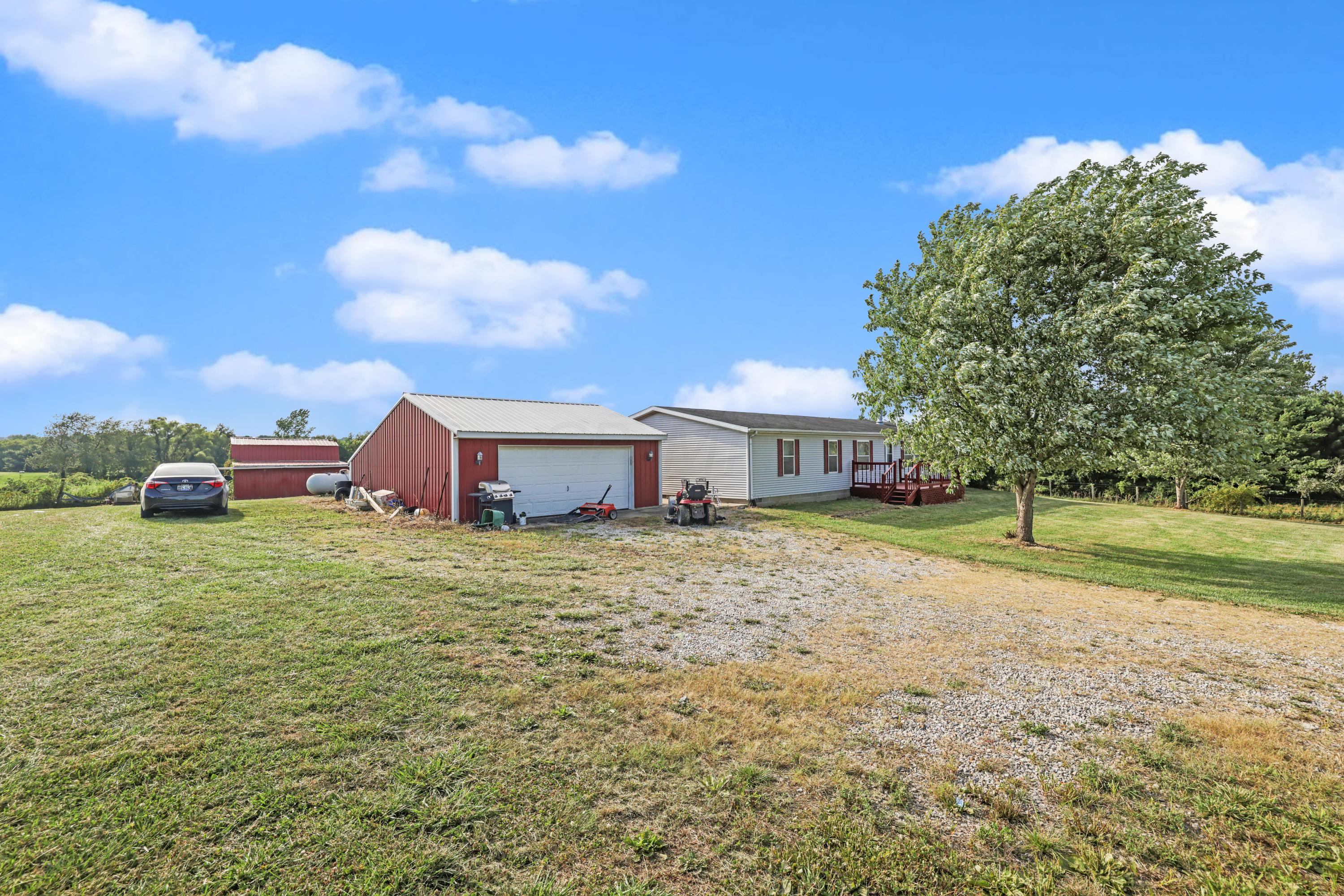 9223 Hoffman Road Amanda, OH 43102 - Photo 4 of 44