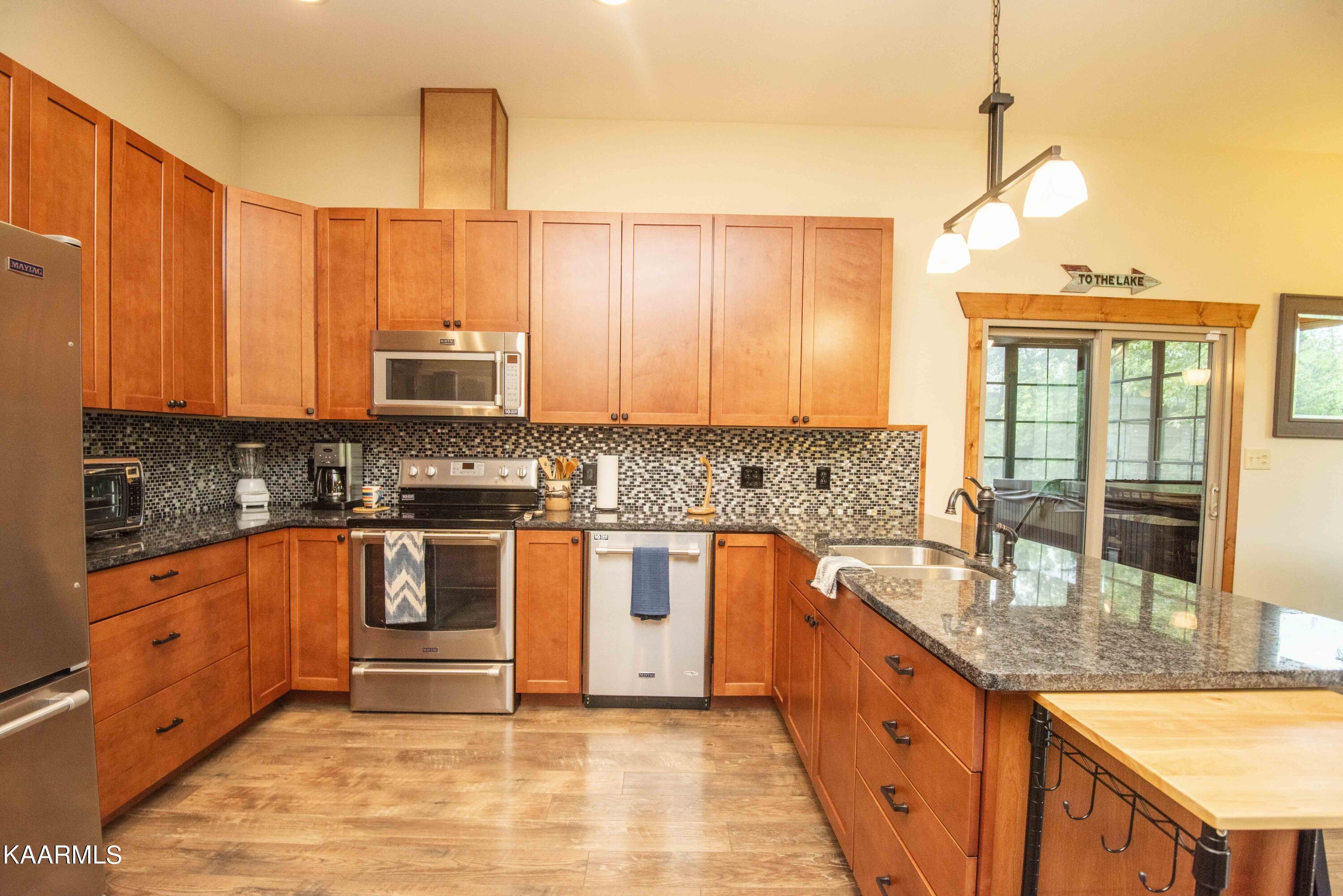 2499 Jim Henry Road Dandridge, TN 37725 - Photo 14 of 58 14_1