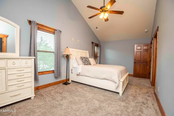 $3,800 | 2499 Jim Henry Road, Dandridge, TN 37725