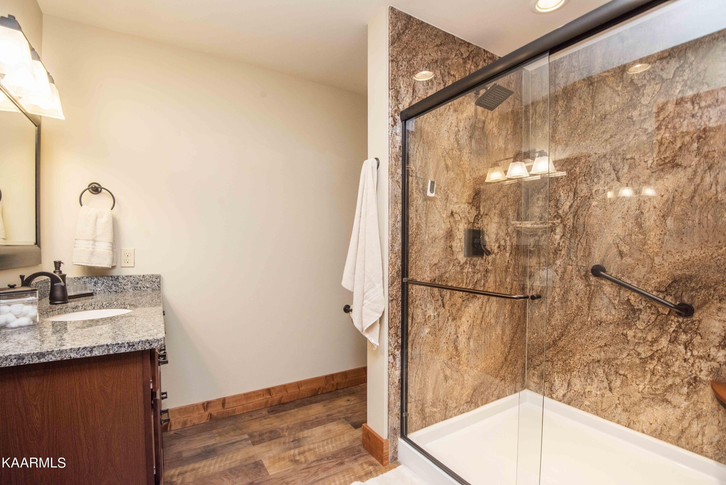 2499 Jim Henry Road Dandridge, TN 37725 - Photo 30 of 58 30_1