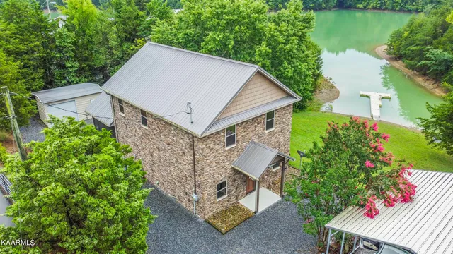 $3,800 | 2499 Jim Henry Road, Dandridge, TN 37725