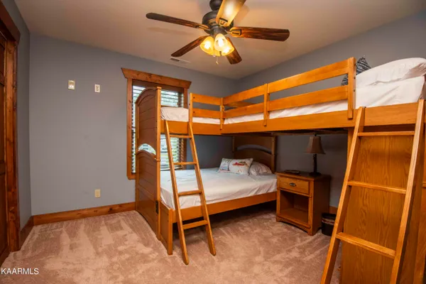 $3,800 | 2499 Jim Henry Road, Dandridge, TN 37725