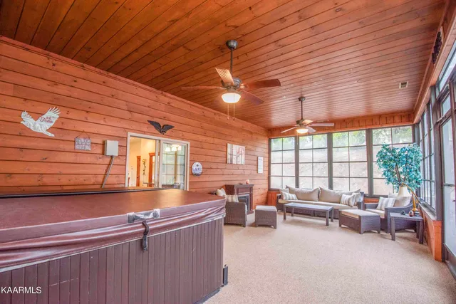 $3,800 | 2499 Jim Henry Road, Dandridge, TN 37725