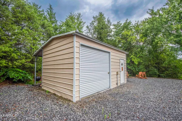 $3,800 | 2499 Jim Henry Road, Dandridge, TN 37725