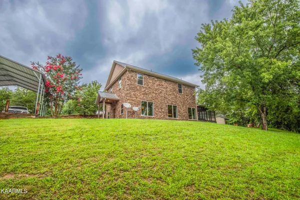 $3,800 | 2499 Jim Henry Road, Dandridge, TN 37725