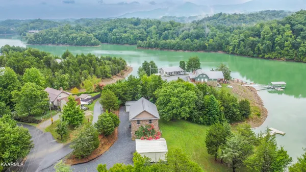 $3,800 | 2499 Jim Henry Road, Dandridge, TN 37725