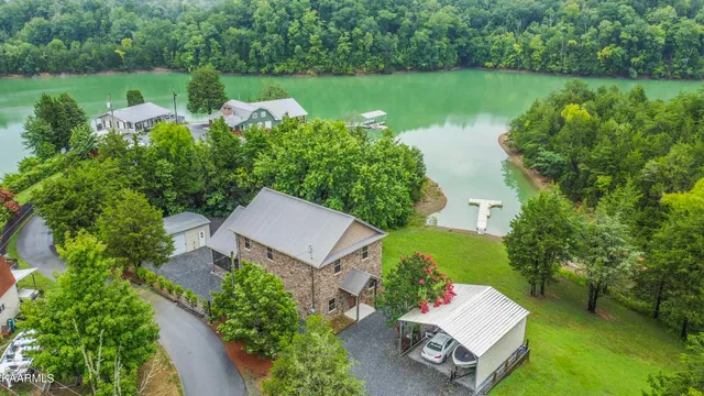 $3,800 | 2499 Jim Henry Road, Dandridge, TN 37725