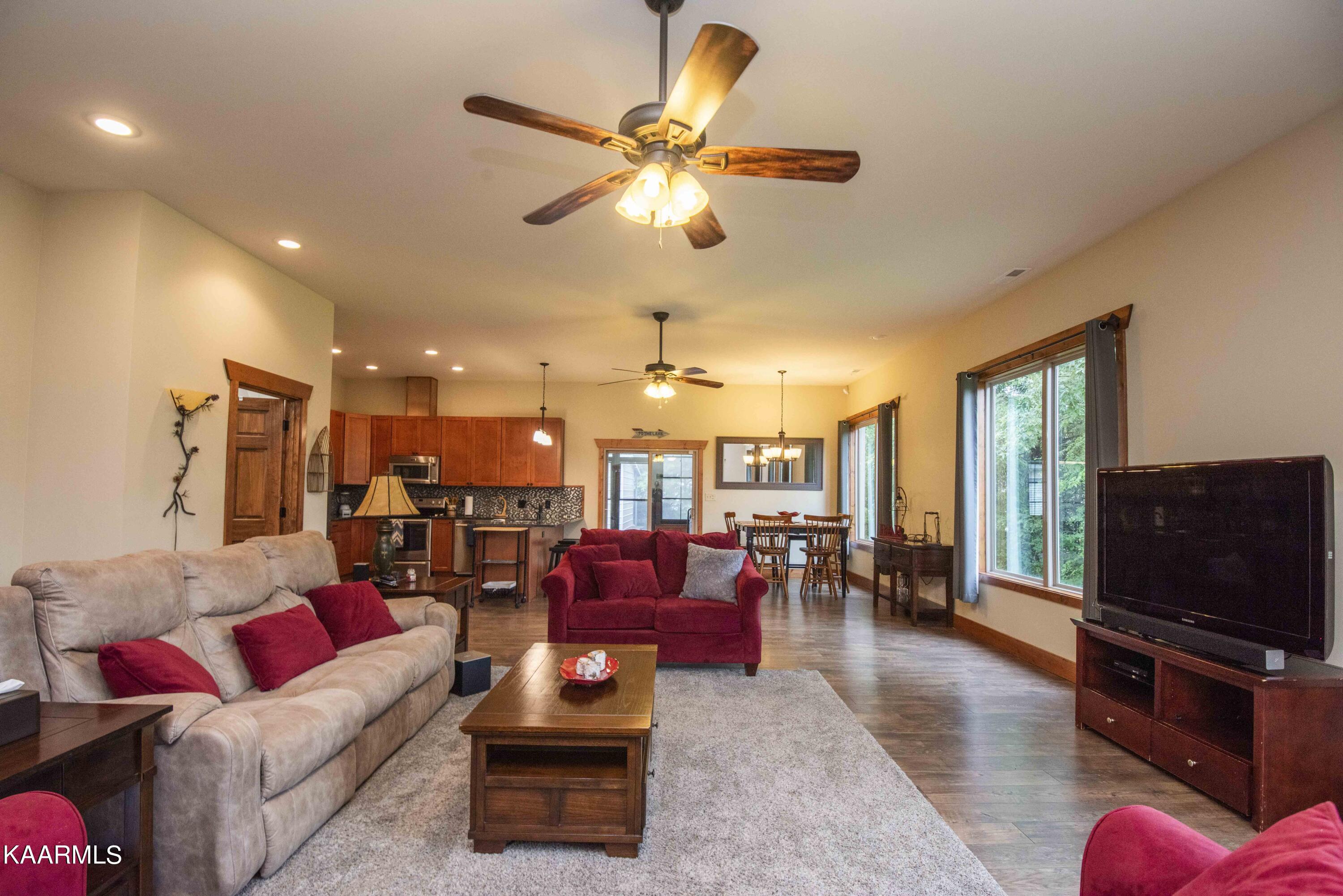 2499 Jim Henry Road Dandridge, TN 37725 - Photo 9 of 58 9_1