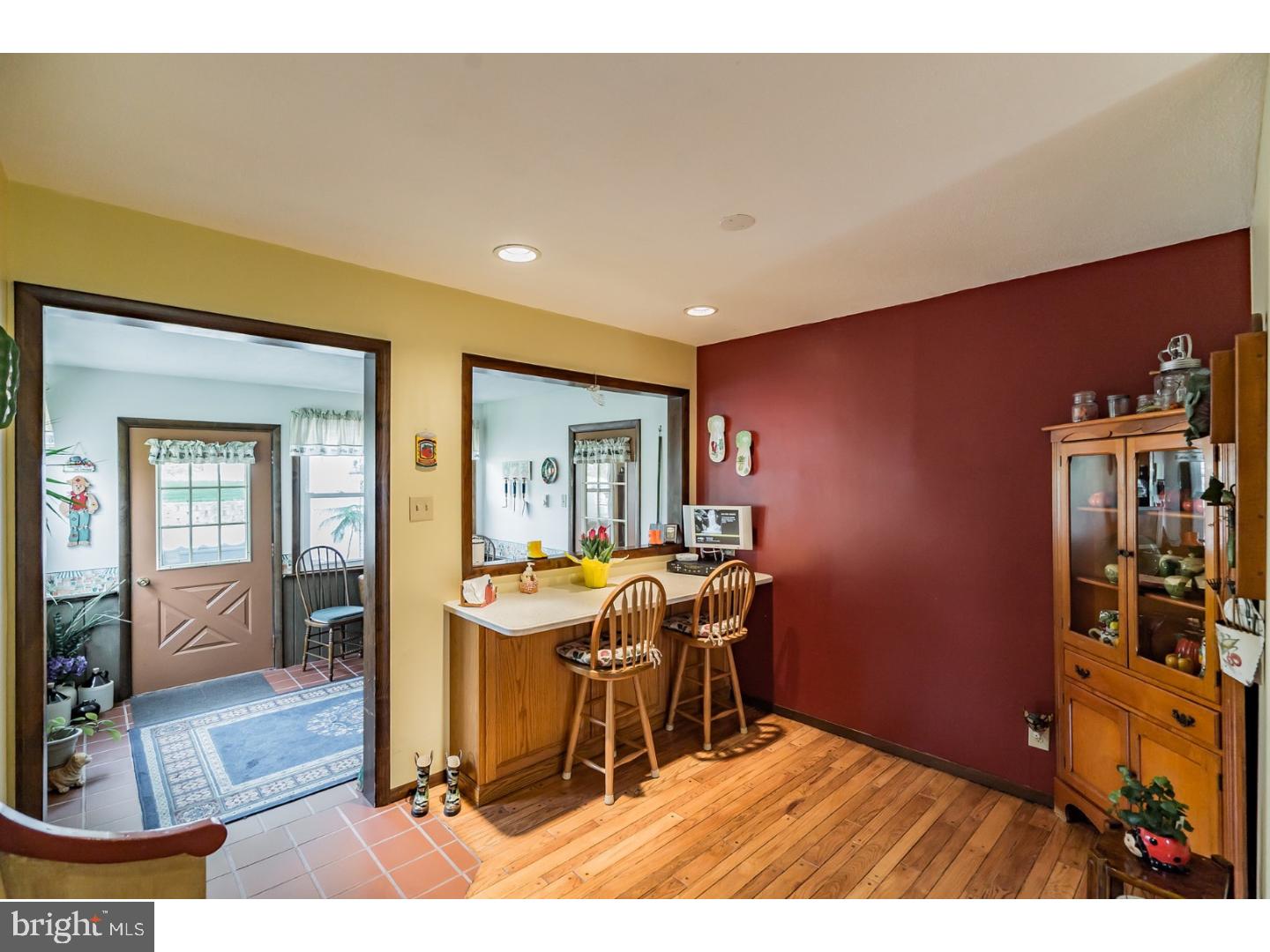 Breakfast Room