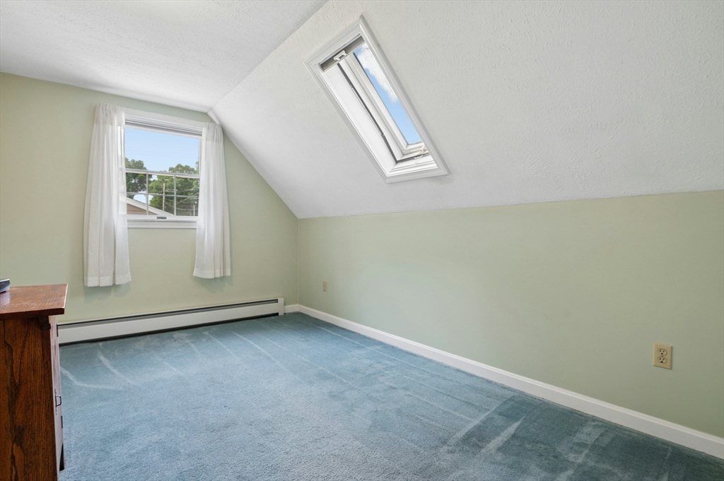 158 Copperfield Road Worcester, MA 01602 - Photo 31 of 42