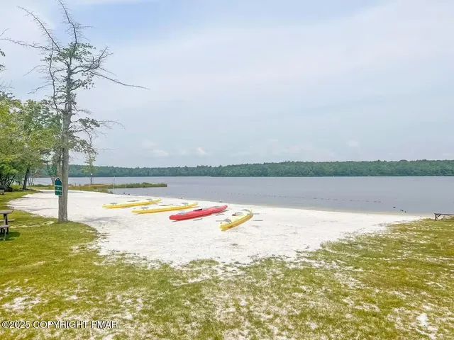 $264,000 | 250 Stillwater Drive, Pocono Summit, PA 18346