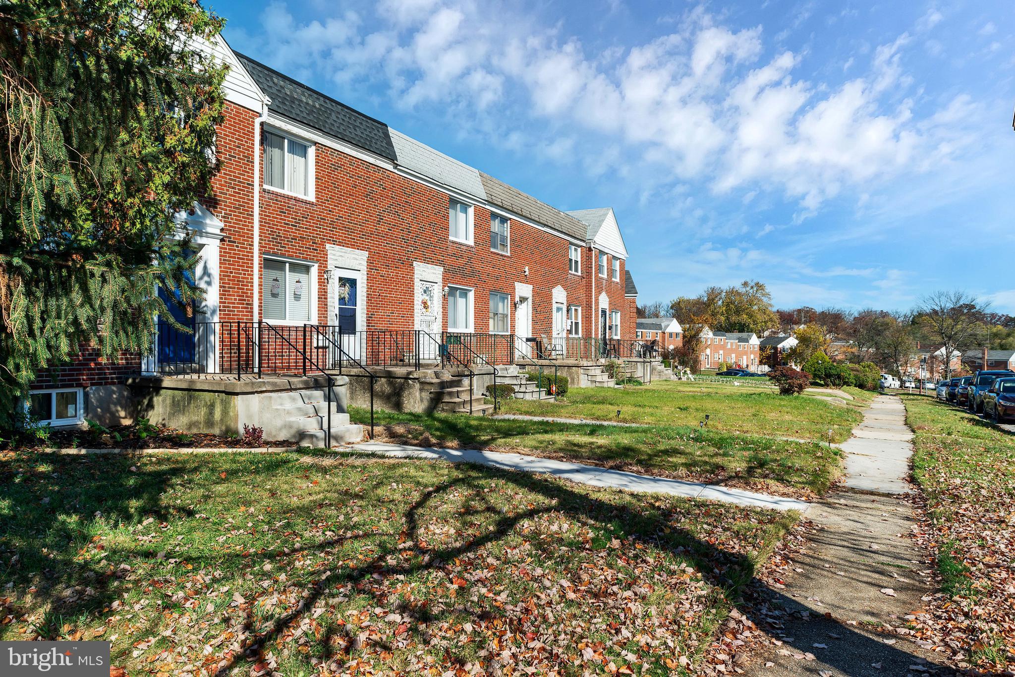 1328 Deanwood Road Parkville, MD 21234 - Photo 2 of 45