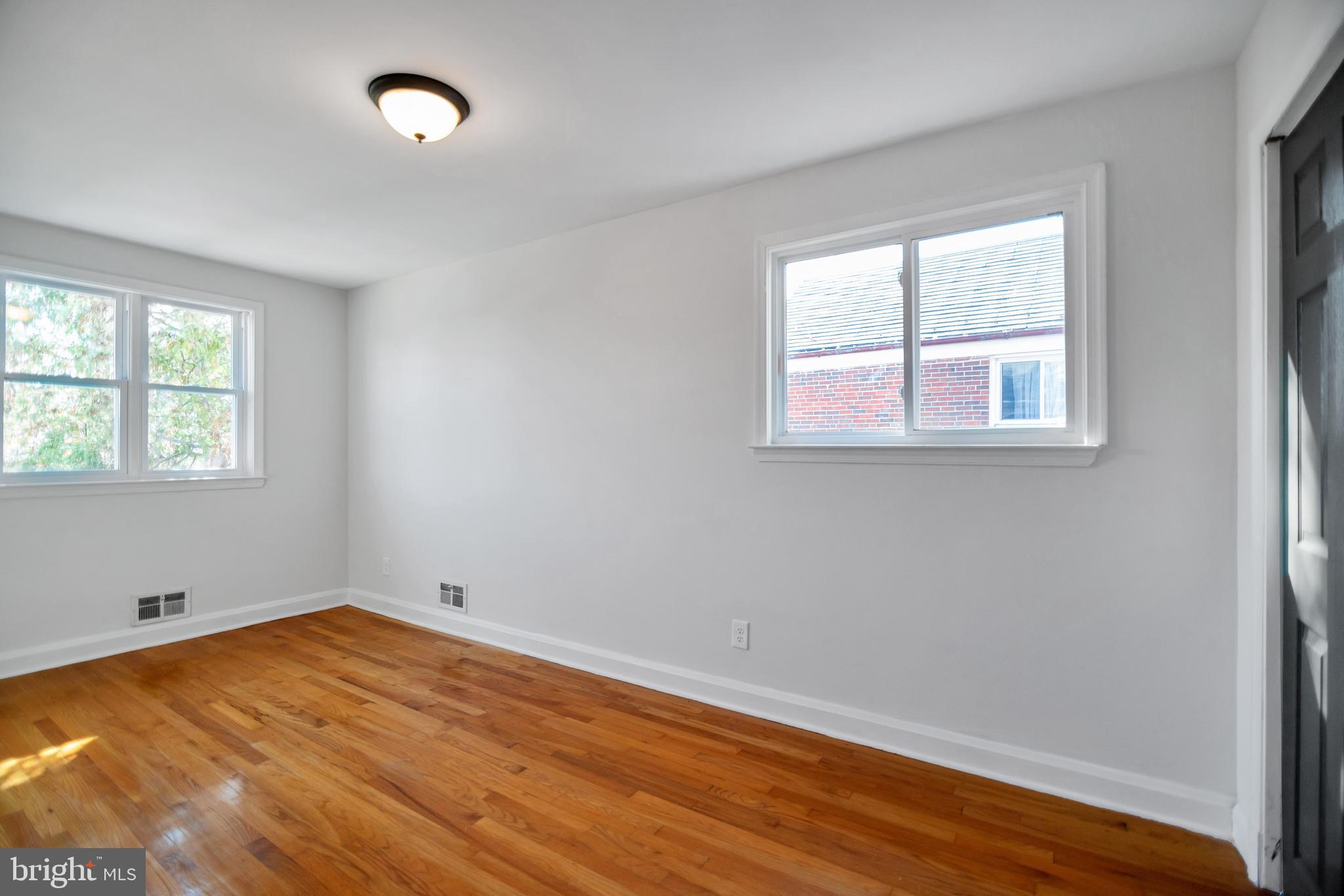 1328 Deanwood Road Parkville, MD 21234 - Photo 21 of 45