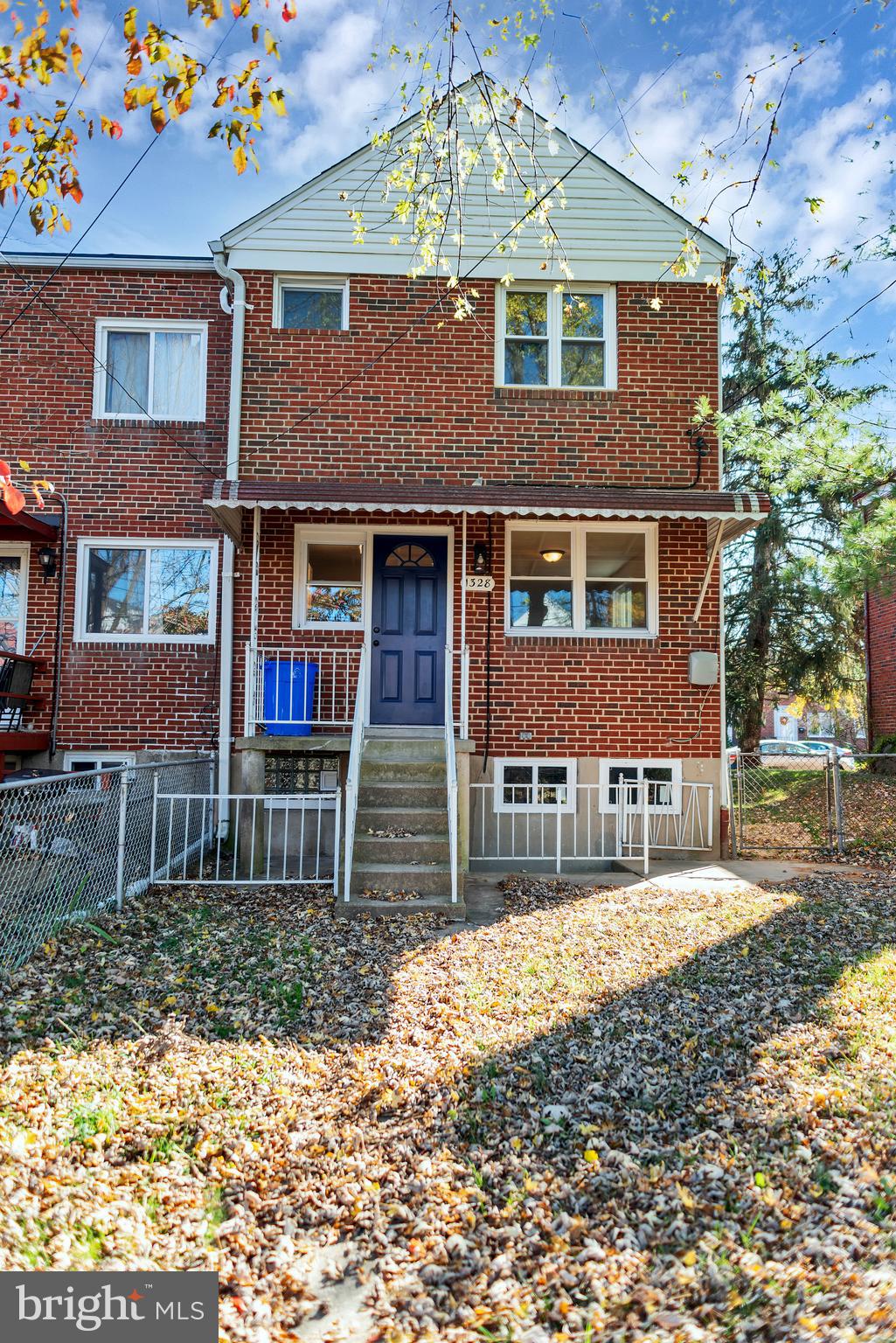 1328 Deanwood Road Parkville, MD 21234 - Photo 3 of 45