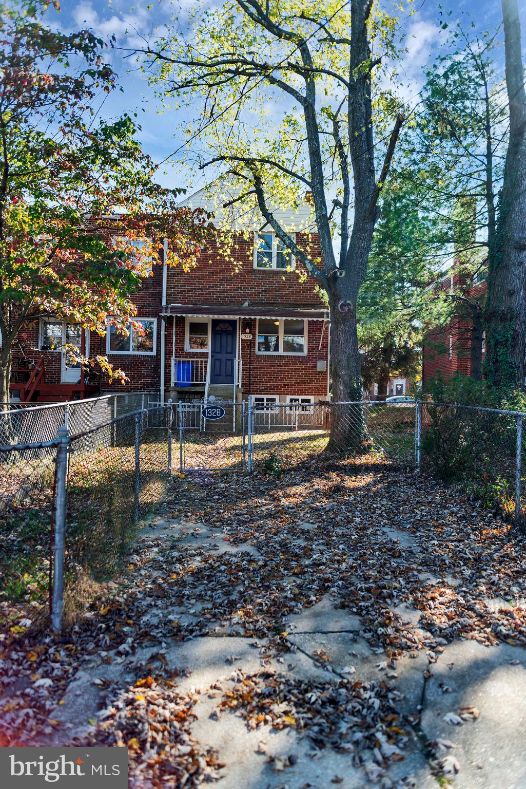 1328 Deanwood Road Parkville, MD 21234 - Photo 4 of 45