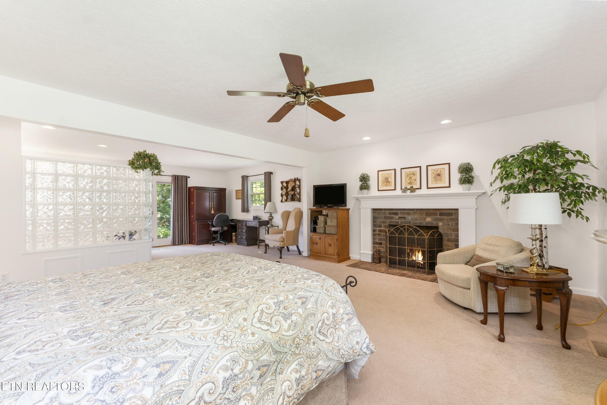 760 Meadow Road Greenback, TN 37742 - Photo 5 of 21 Gallery Image 5