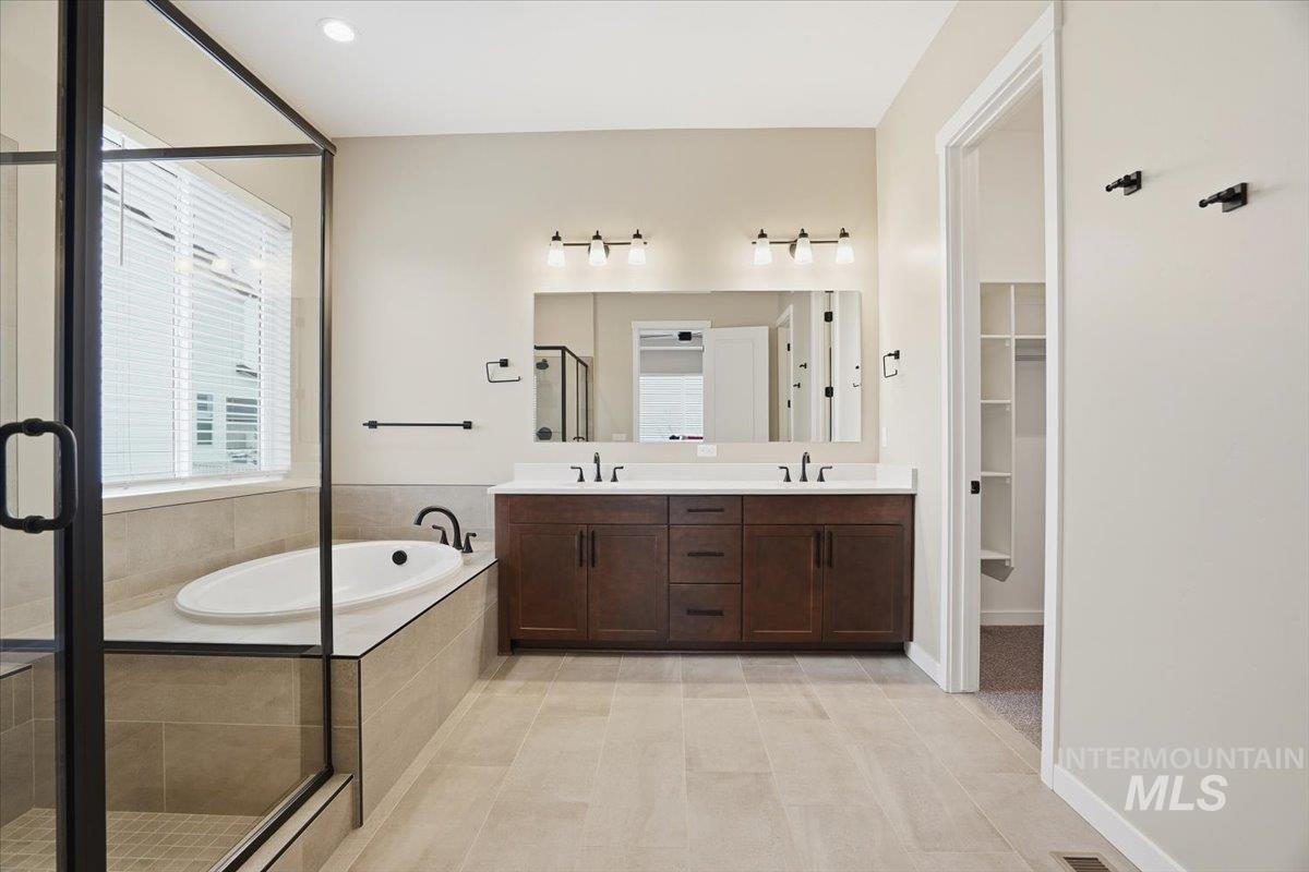 1323 White Cliffs Street Middleton, ID 83644 - Photo 14 of 39