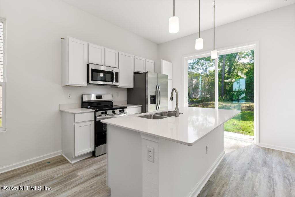 187 Cougar Road Jacksonville, FL 32220 - Photo 11 of 44 11081 Joel St-12