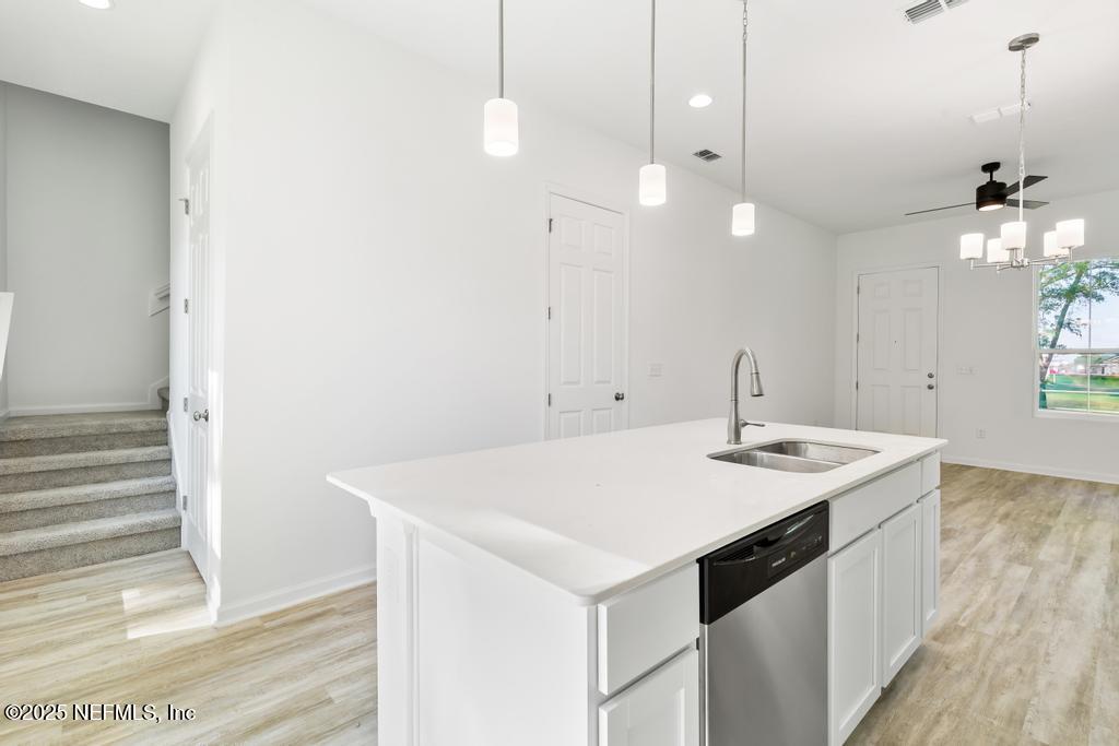 187 Cougar Road Jacksonville, FL 32220 - Photo 17 of 44 11081 Joel St-18