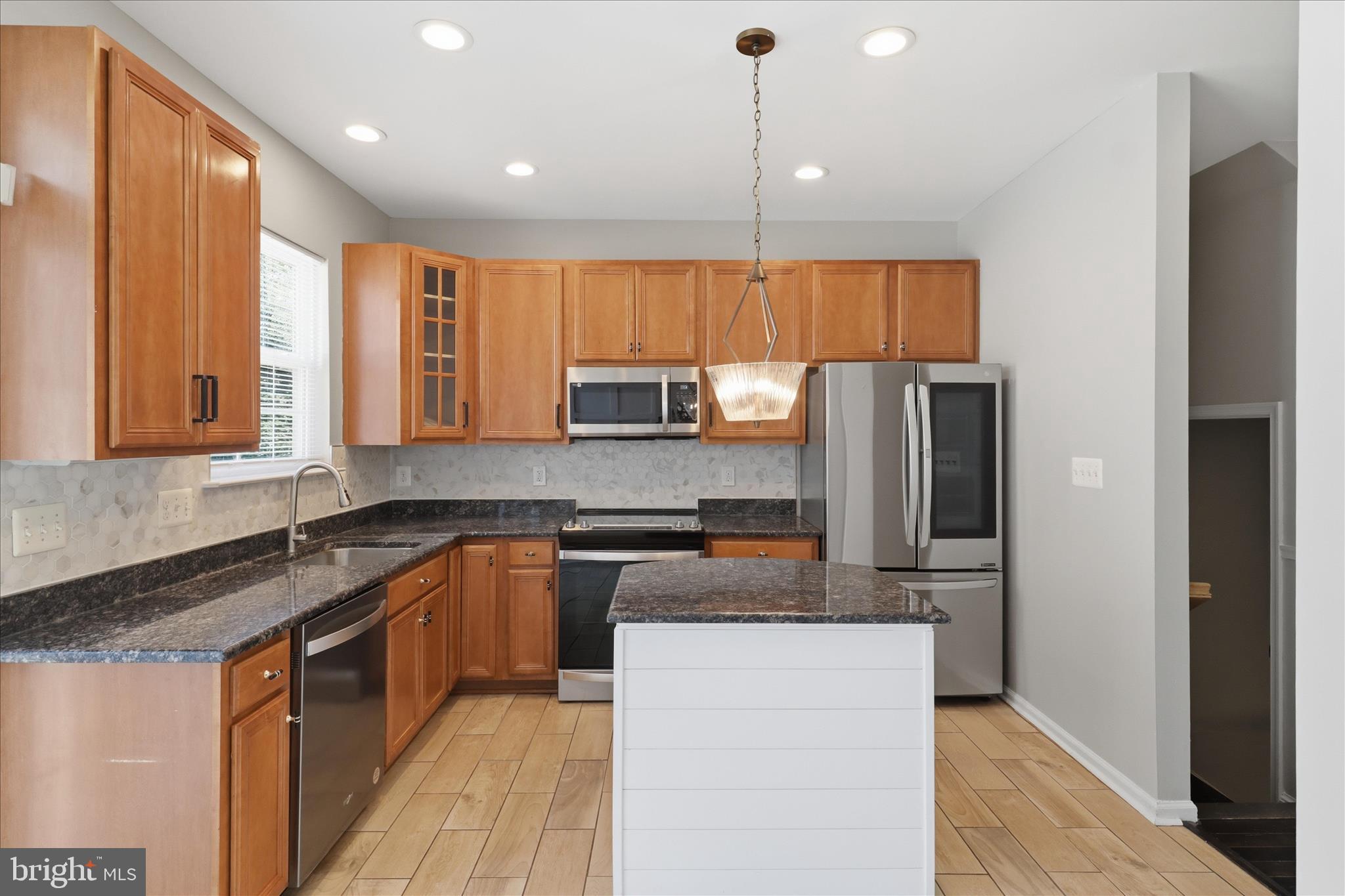 121 Danbury Street Southwest Washington, DC 20032 - Photo 11 of 38