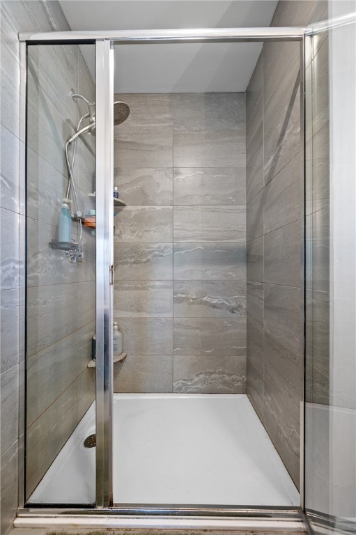 43 Beaver Avenue Warwick, RI 02889 - Photo 13 of 28