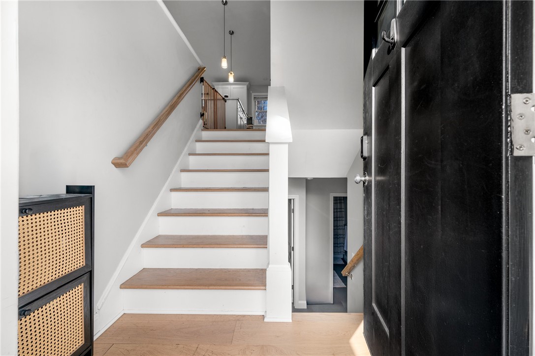 43 Beaver Avenue Warwick, RI 02889 - Photo 26 of 28