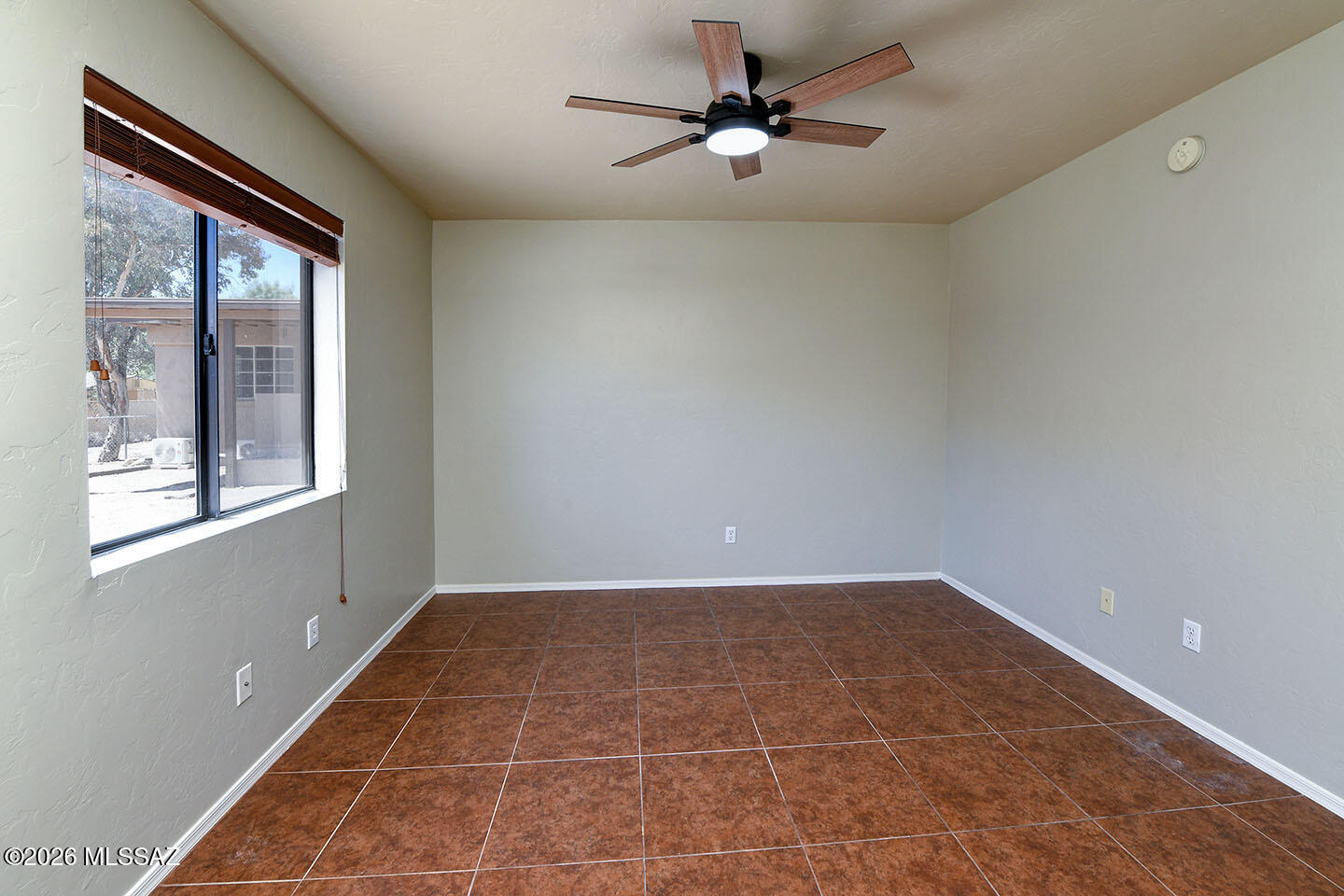 1009 East Halcyon Road Tucson, AZ 85719 - Photo 26 of 48 DSC_2389A