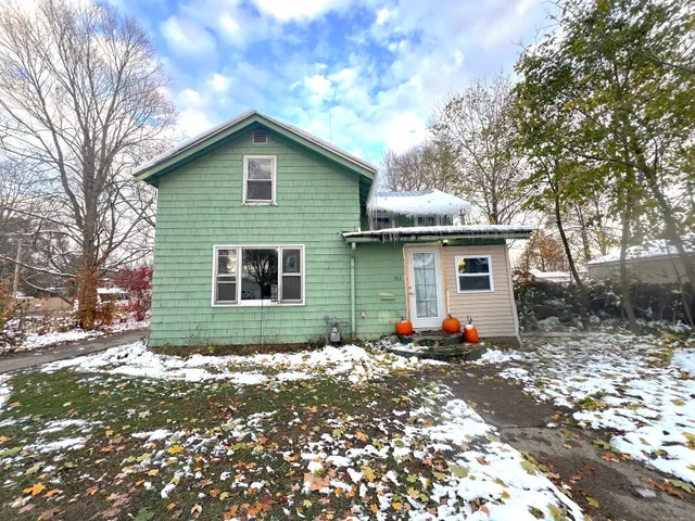 $120,000 | 511 Maple Street, Three Rivers, MI 49093