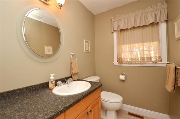 38 Highridge Road Bellingham, MA 02019 - Photo 14 of 30 Gallery Image 14