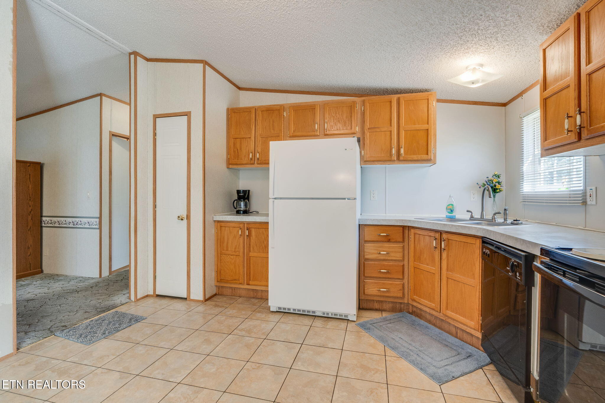 1983 Oasis Road Bulls Gap, TN 37711 - Photo 14 of 24 011