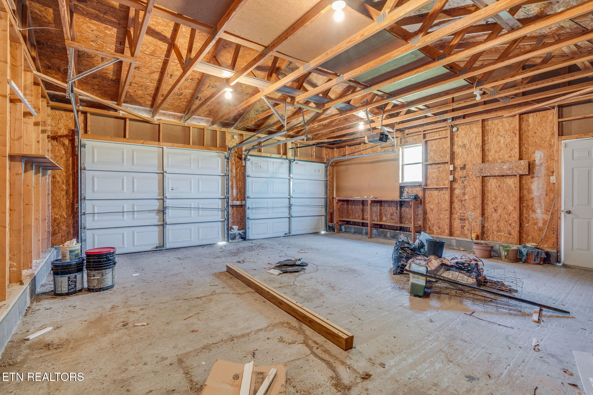1983 Oasis Road Bulls Gap, TN 37711 - Photo 5 of 24 Oversized 2 Car Garage
