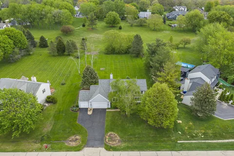 $535,000 | 307 Churchill Court, Sleepy Hollow, IL 60118