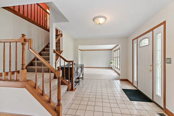 $535,000 | 307 Churchill Court, Sleepy Hollow, IL 60118