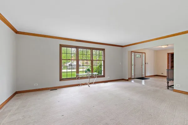 $535,000 | 307 Churchill Court, Sleepy Hollow, IL 60118