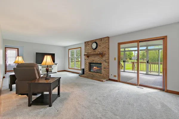 $535,000 | 307 Churchill Court, Sleepy Hollow, IL 60118
